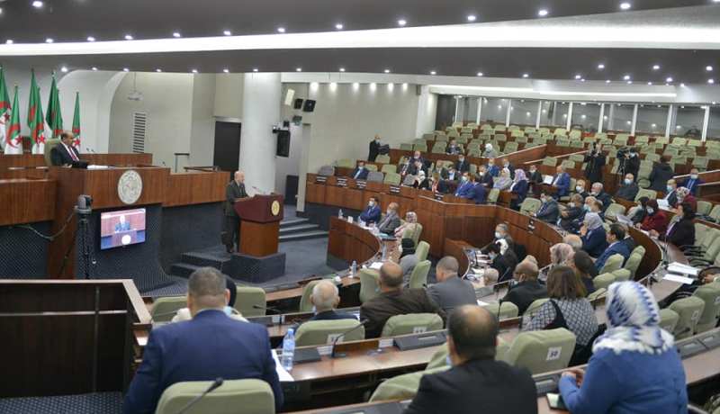 المجلس الشعبي الوطني يصادق بالإجماع على مشروع قانون تسوية ميزانية 2018