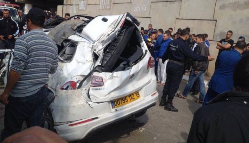 وفاة 4 أشخاص من عائلة واحدة في حادث مرور ببلدية القلتة الزرقاء في سطيف