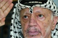 محققون فرنسيون يقررون استخراج جثمان عرفات