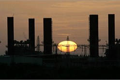 مصر لم تدخل مليون لتر من السولار الصناعي الى قطاع غزة لتشغيل محطة توليد الكهرباء