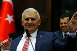 رئيس الوزراء التركي يدعو الجمهور لتصويت بنعم لنظام الرئاسي