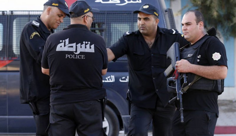 الأمن التونسي يعتقل “شقيق” الرئيس التونسي