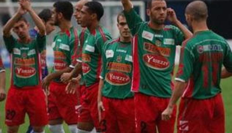 مولودية الجزائر تتفوق بصعوبة على نادي بارادو (1-0)