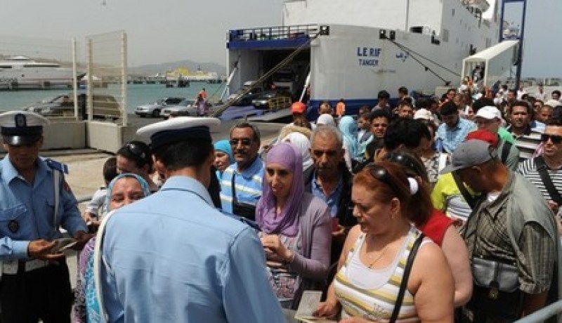 التفكير في إنشاء بنك جزائري لفائدة الجالية الوطنية المقيمة بالخارج