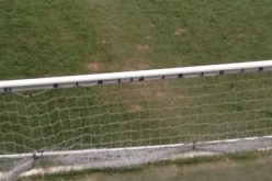 عشب ملعب تشلسي يثير قلق برشلونة قبل مواجهتهما المرتقبة