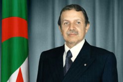 بوتفليقة: ثورة أول نوفمبر المجيدة شكلت حدثا تقاطع على طرفيه الممكن بالمستحيل