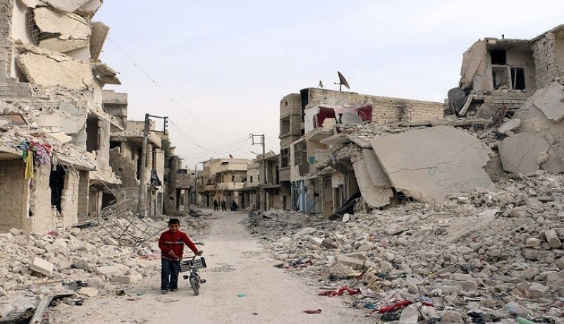مقتل 13 سوريا إثر سقوط قذائف على أحياء سكنية بحلب