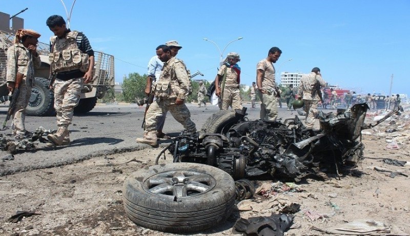 مقتل 4 جنود في تفجير انتحاري بجنوب اليمن