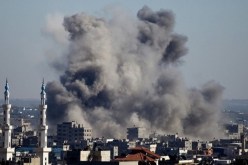 قوات الكيان الصهيوني تقصف أهدافا تابعة لحركة حماس بوسط غزة