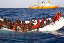 إنقاذ 6500 مهاجر في مضيق صقلية بإيطاليا
