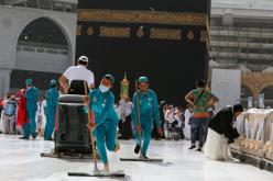 السعودية تقلص مدة خطبة وصلاة الجمعة بسبب كورونا