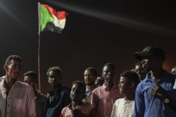 تجمع المهنيين السودانيين: “المجلس العسكري النسخة الجديدة للنظام”