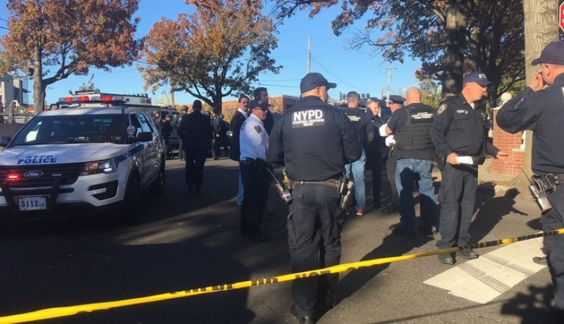 مقتل ضابط شرطة وإصابة آخر في حادث إطلاق نار بأمريكا