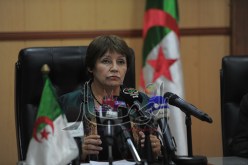 سنفصل كل الأساتذة المتواطئين مع التلاميذ في عملية الغشّ