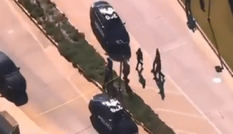 بالفيديو.. جريح  في تبادل لإطلاق النار في مطار أوكلاهوما بأمريكا