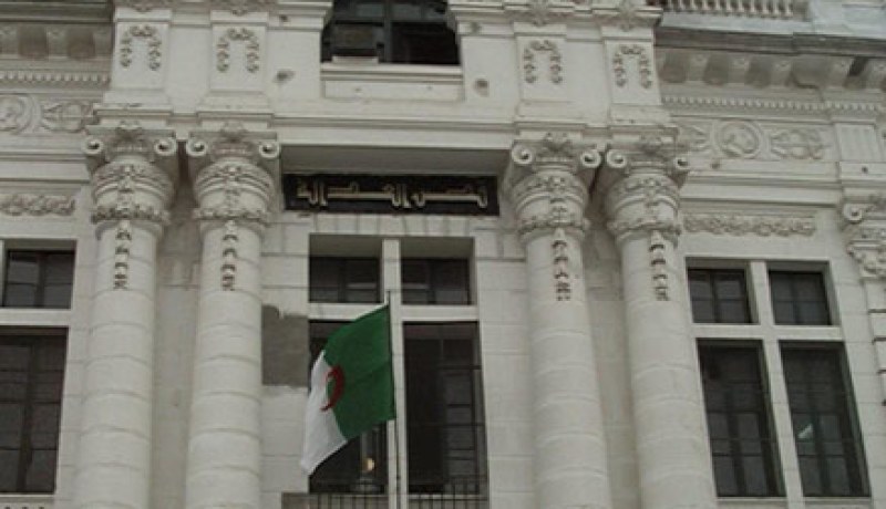 تأجيل النظر في استئناف الحكم في قضية نائب رئيس المجلس الشعبي البلدي لقسنطينة إلى يوم الخميس المقبل