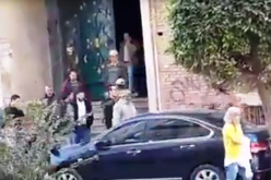 بالفيديو.. لحظة اعتقال نجل الرئيس المصري الأسبق محمد مرسي