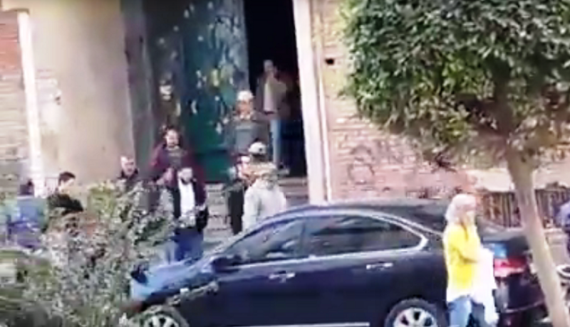 بالفيديو.. لحظة اعتقال نجل الرئيس المصري الأسبق محمد مرسي