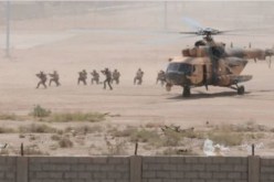 قوات خاصة أمريكية تجري عملية عسكرية بسوريا وتحرر رهينتين من قبضة داعش