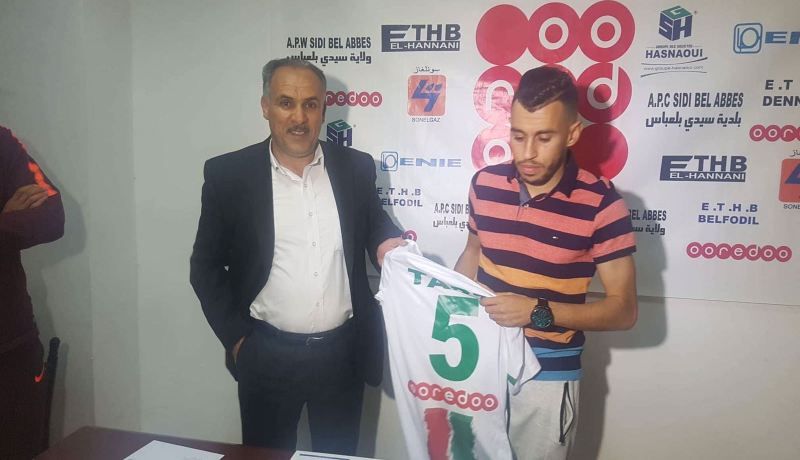 “ثابتي” يجدد عقده مع إتحاد بلعباس