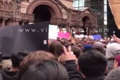 بالفيديو.. رفع الأذان من إحدى الكنائس الأمريكية إحتجاجا على قرار ترامب