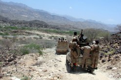 مقتل 5 من الجيش اليمني على أيدي مجهولين في حضر موت