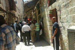 بالفيديو.. استشهاد فلسطيني بعد طعنه شرطيا في القدس