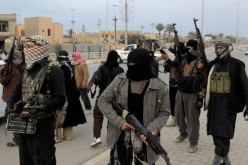 داعش يفجر أضرحة دينية ومواقع أثرية عراقية غرب الأنبار