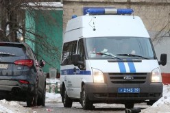 بالفيديو.. عصابة مسلحة تسطو على شاحنة لنقل الأموال بالعاصمة الروسية