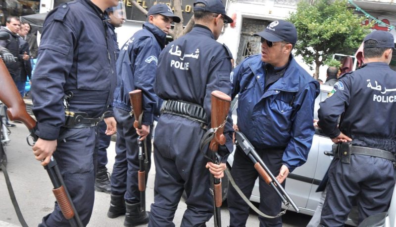 أمن تيارت يوقف شخصين قتلا مستثمرا في طولڤة ببسكرة