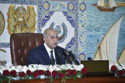 الرئيس تبون: “لا بد من تعزيز تشكيلات الحماية وتأمين كافة الحدود الوطنية مع الدول السبعة”