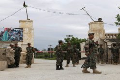 مقتل 140 جنديا في هجوم إرهابي استهدف قاعدة عسكرية بشمال أفغانستان