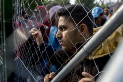 صربيا تمنع عبور المهاجرين المتجهين للنمسا وألمانيا