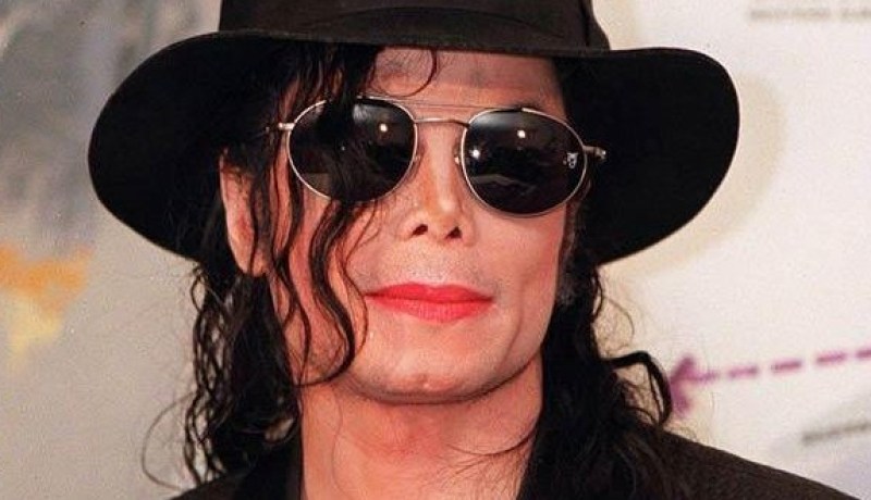 إلغاء بث فيلم كوميدي قصير عن مايكل جاكسون بعد شكاوى عائلته