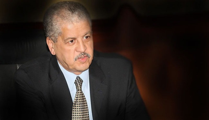 سلال يصدر تعليمة تلغي تحرير بيع الخمور بالجملة
