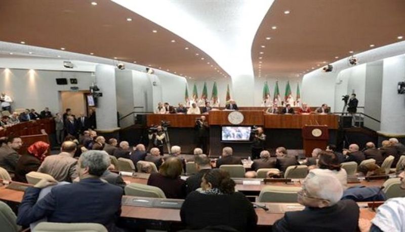 نواب البرلمان يدعون إلى إجراءات للحفاظ على القدرة الشرائية ومحاربة التضخم