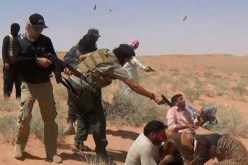 داعش يعدم 12 مدنيا رميا بالرصاص شرق الرمادي