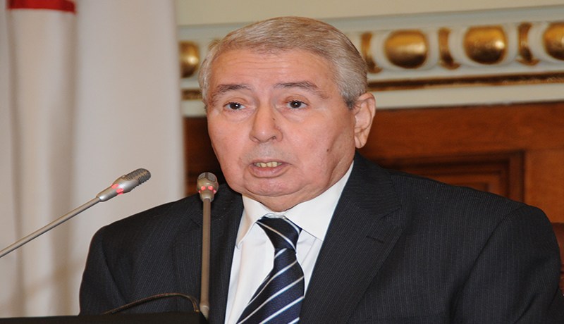 بن صالح يعود إلى الجزائر