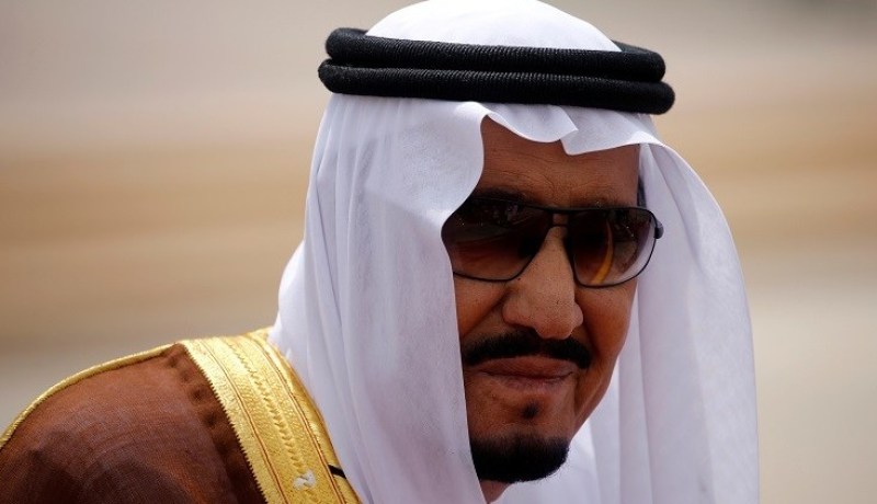 الملك سلمان يستضيف الحجاج القطريين على نفقته الخاصة