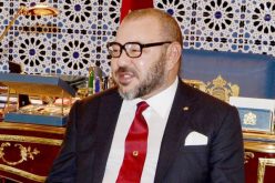 “أمير المؤمنين” يصبغ شعره باللّون الأصفر