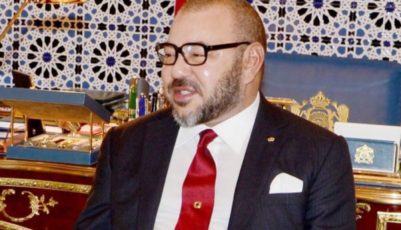 “أمير المؤمنين” يصبغ شعره باللّون الأصفر