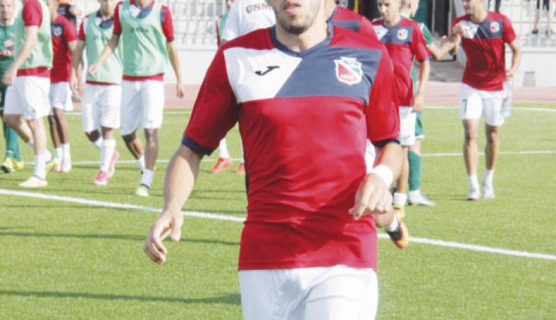 إدارة الكناري تُريد ضم العربي ثابتي