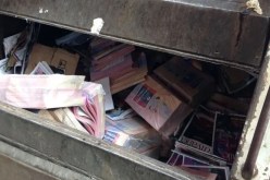 بالصور .. إحراق كتب تفسير القرآن بصناديق القمامة في تركيا