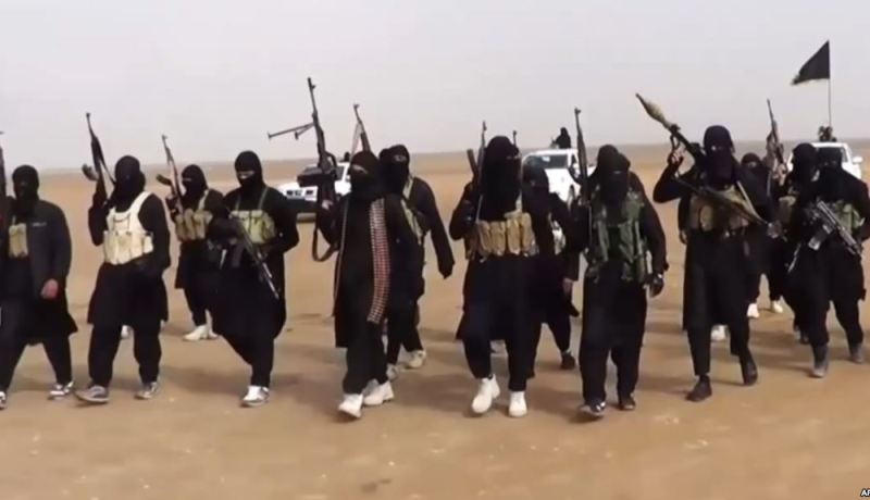 داعش يتبنى الهجوم على مواقع للجيش المصري في سيناء