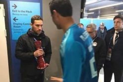 “الفـيفـا” تغيّر بروتوكول جَائزة أفضل لاعب إحتراما للمسلمين !!