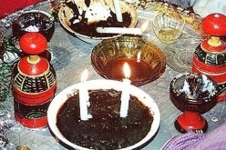 تقاليد وعادات موروثة من الأجداد حتى اليوم رغم تأثرها بالعصر