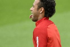 بالصور- “نيمار” يضفي أجواء عالمية على تدريبات باريس