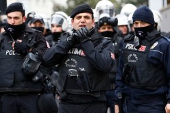 مجهولون يطلقون قذيفة صاروخية على قيادة قوات الدرك في تركيا