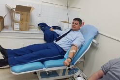 بالصور.. شرطة المدية تتبرع بالدم لضحايا حادث المرور في وزرة