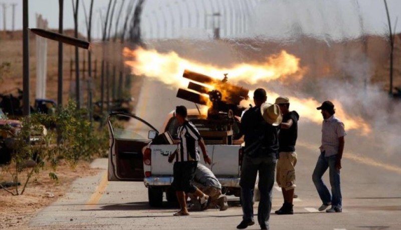 مقتل 5 وإصابة 8 في هجوم صاروخي في بنغازي بشرق ليبيا